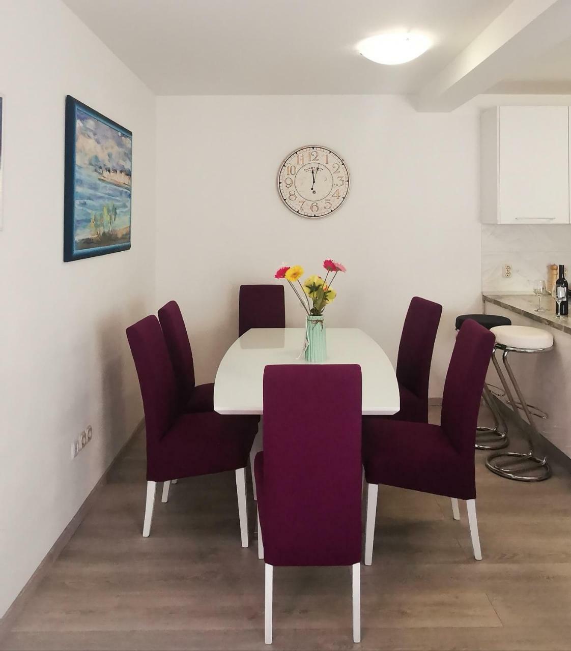 Apartment Dalmatia Makarska Bagian luar foto